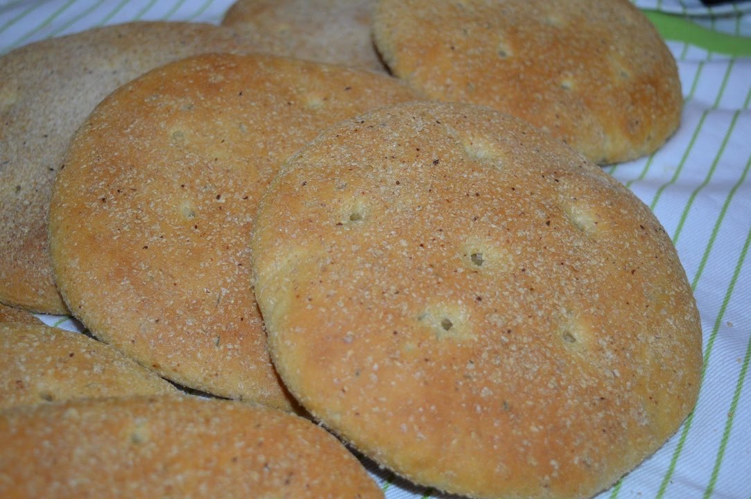1018 الخبز المغربي - طريقه عمل الخبز المغربى ليال فداء