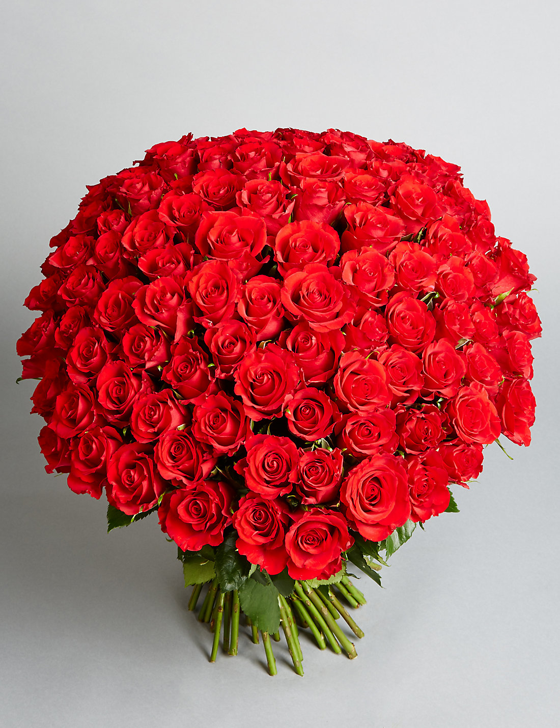 بوكيه ورد احمر , عبر لمن تحب عن حبك بباقة من الورود الحمراء - عيون