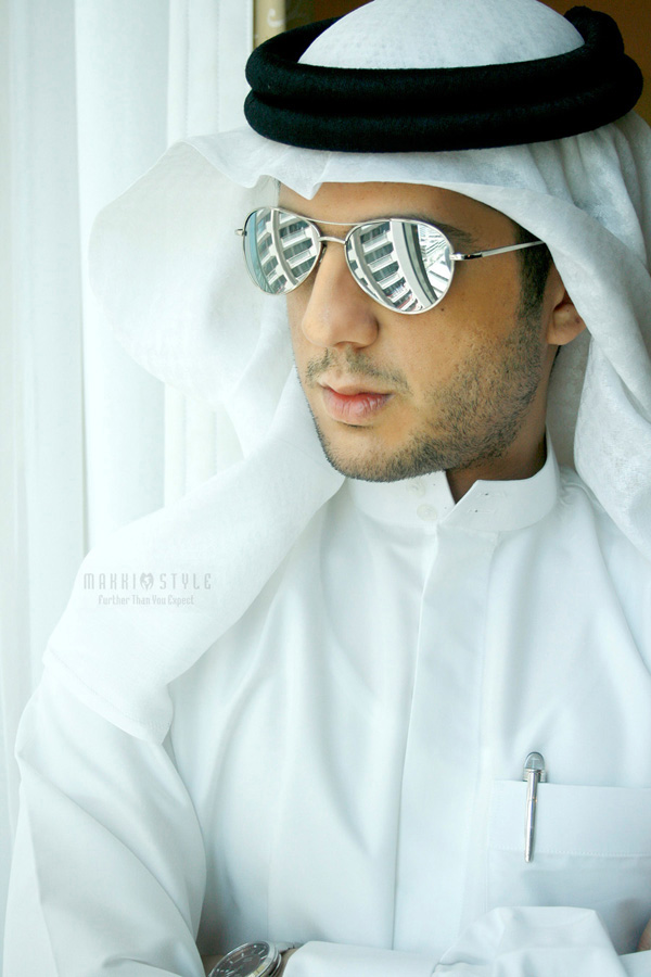 صور شباب خليجين , خلفيات حساب تويتر للشباب الخليجي عيون الرومانسية